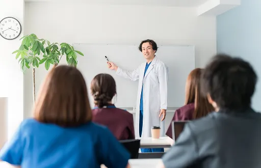 院内セミナーの実施