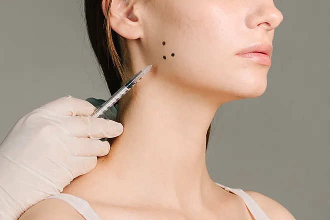 注射を打つ様子